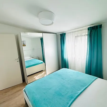 Rozi Apartman *